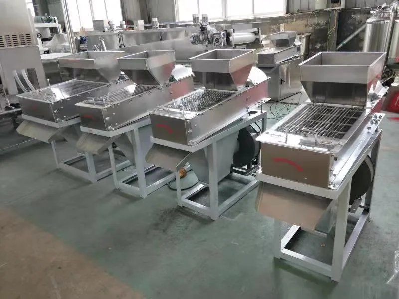 Dry Peanut Peeling Machine